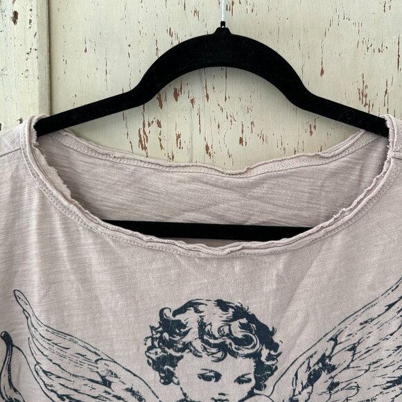 BOUTIQUE ANGEL DISTRESSED TEE - Picture 8 of 9
